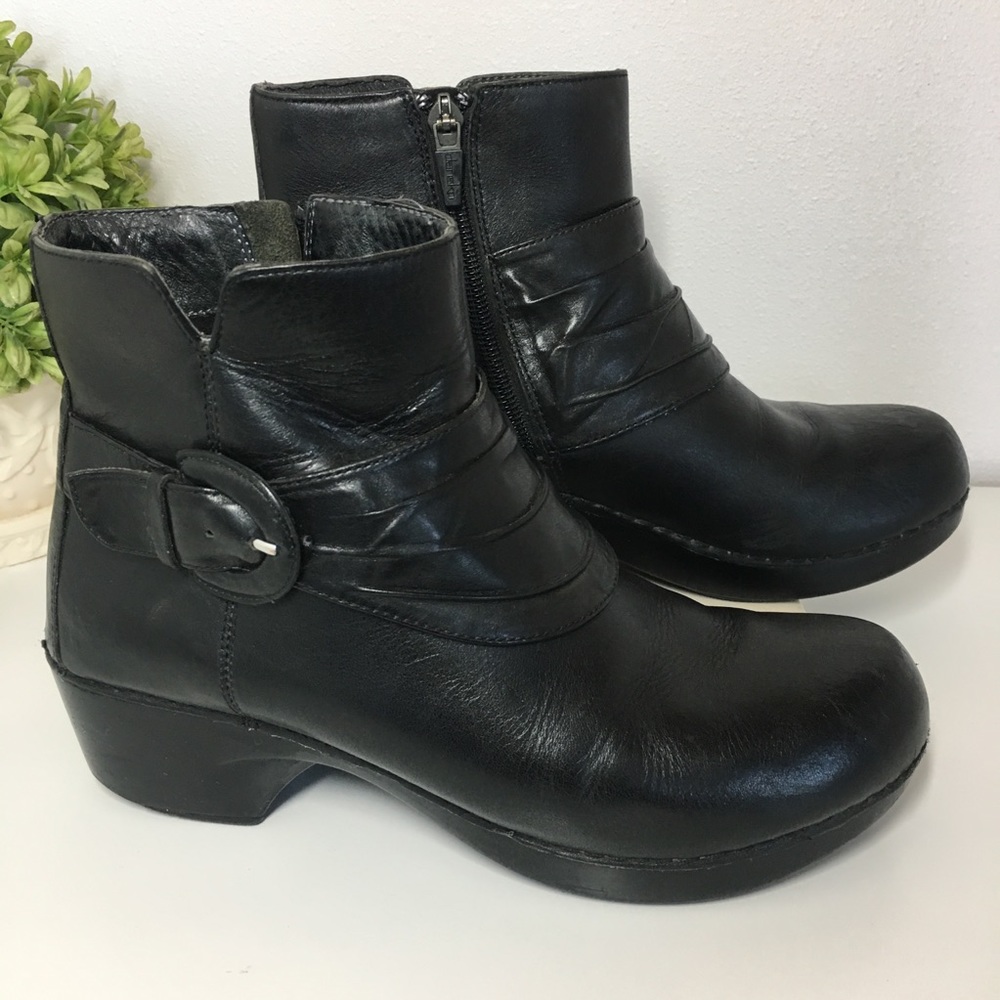 Dansko Black Leather Ankle Boots Clogs size 39